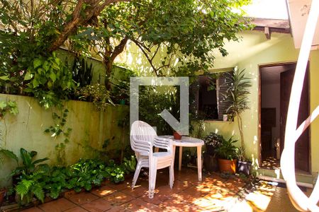 Casa à venda com 125m², 3 quartos e 3 vagasQuintal 2