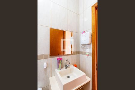 Casa para alugar com 180m², 3 quartos e 2 vagas Casa para alugar com 180m², 3 quartos e 2 vagasBanheiro