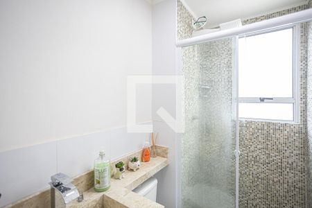 Banheiro de apartamento para alugar com 2 quartos, 50m² em Novo Osasco, Osasco