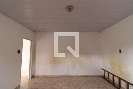 Casa à venda com 200m², 4 quartos e 2 vagasEdícula - Cômodo 2