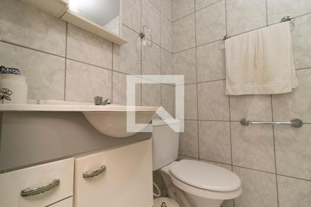 Casa à venda com 200m², 4 quartos e 2 vagasBanheiro