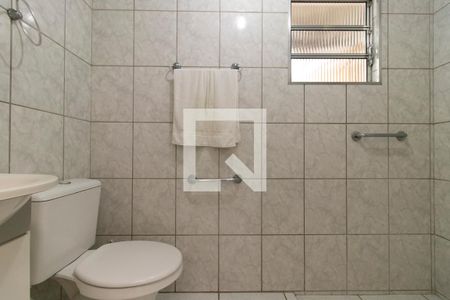 Casa à venda com 200m², 4 quartos e 2 vagasBanheiro