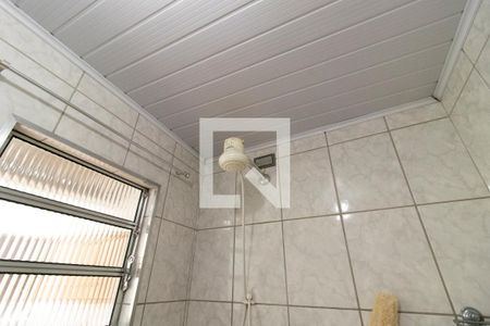 Casa à venda com 200m², 4 quartos e 2 vagasDetalhe Banheiro