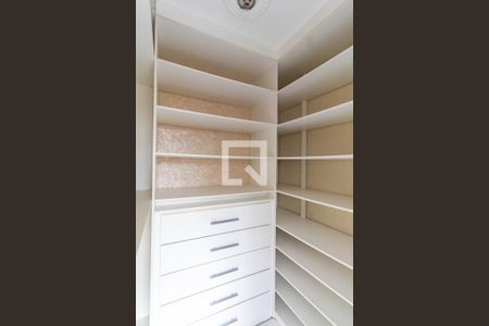 Casa para alugar com 80m², 2 quartos e sem vaga Casa para alugar com 80m², 2 quartos e sem vagaCloset da suíte