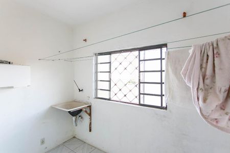 Casa à venda com 180m², 5 quartos e 2 vagas Casa à venda com 180m², 5 quartos e 2 vagasCasa 2- Closet do Quarto