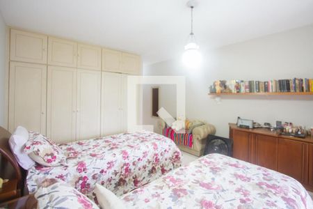 Casa à venda com 400m², 4 quartos e 4 vagasSuíte 1