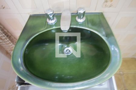 Casa à venda com 400m², 4 quartos e 4 vagasBanheiro Banheiro Suíte 1