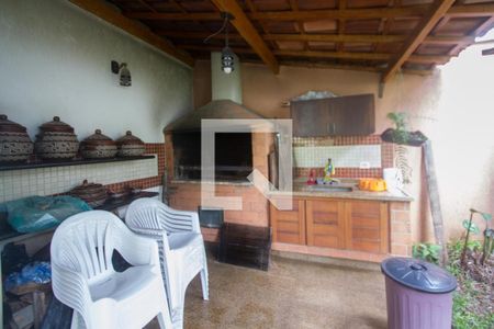 Casa à venda com 400m², 4 quartos e 4 vagasChurrasqueira