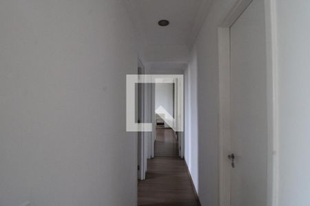 Corredor de apartamento à venda com 3 quartos, 70m² em Jardim Umuarama, São Paulo