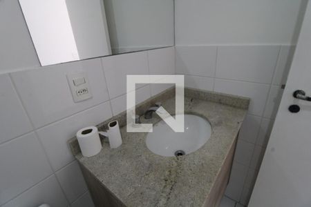 Apartamento à venda com 70m², 3 quartos e 2 vagasPia banheiro comum