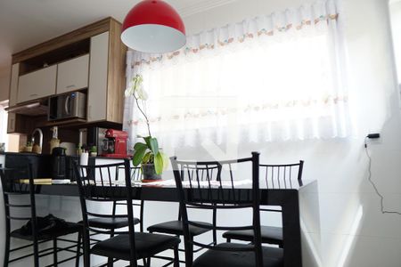 Casa à venda com 100m², 4 quartos e 2 vagasCozinha