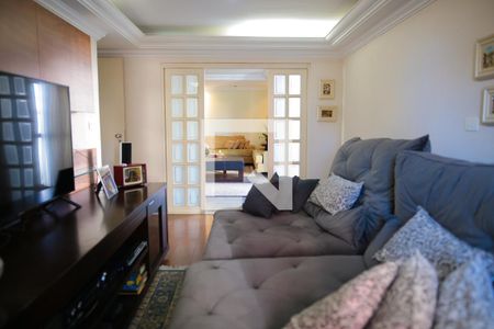 Apartamento à venda com 176m², 3 quartos e 2 vagas Apartamento à venda com 176m², 3 quartos e 2 vagasSala de TV