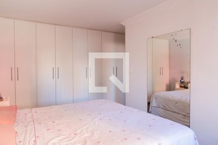 Apartamento à venda com 176m², 3 quartos e 2 vagas Apartamento à venda com 176m², 3 quartos e 2 vagasSuite