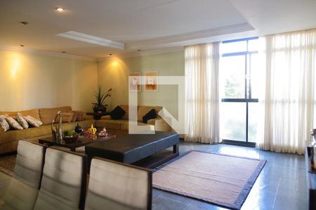 Sala de apartamento à venda com 3 quartos, 176m² em Vila Bastos, Santo André