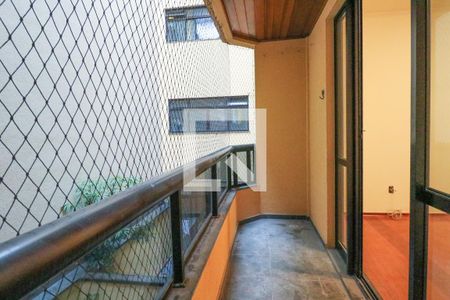 Apartamento para alugar com 79m², 2 quartos e 1 vagaSacada