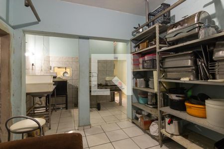 Casa à venda com 330m², 5 quartos e 2 vagasSalão comercial