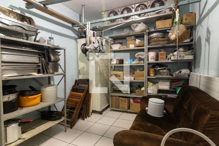 Casa à venda com 330m², 5 quartos e 2 vagasSalão comercial