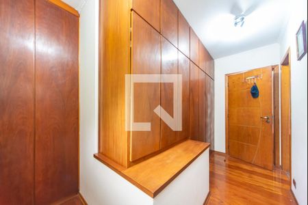 Closet do Quarto 3 de casa para alugar com 5 quartos, 320m² em Jardim Bela Vista, Santo André