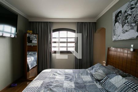 Suíte de casa à venda com 4 quartos, 250m² em Vila Moreira, São Paulo