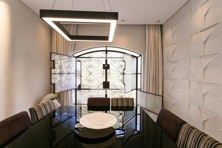 Sala de casa à venda com 4 quartos, 250m² em Vila Moreira, São Paulo