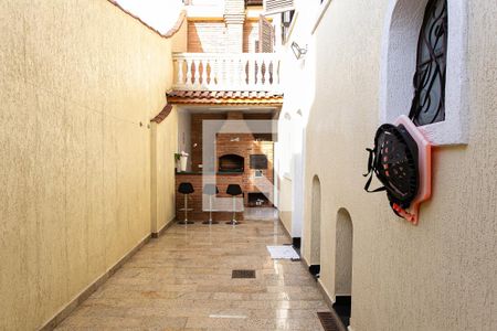 Casa à venda com 250m², 4 quartos e 2 vagasQuintal