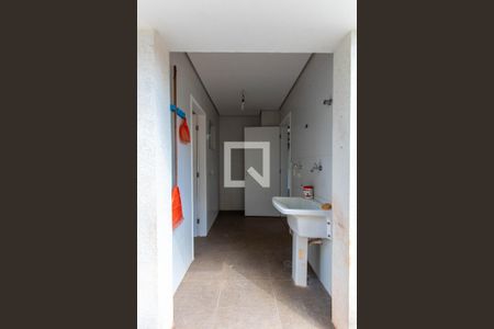 Área de Serviço de casa de condomínio para alugar com 2 quartos, 260m² em Jardim Pioneira, Cotia
