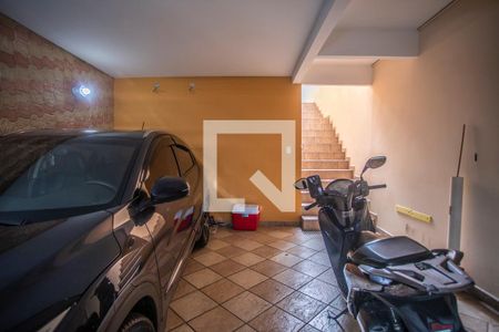 Casa à venda com 160m², 3 quartos e 2 vagas Casa à venda com 160m², 3 quartos e 2 vagasGaragem