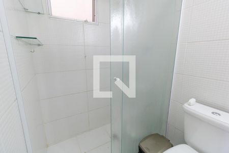 Banheiro de apartamento para alugar com 2 quartos, 53m² em Vila São Silvestre, São Paulo