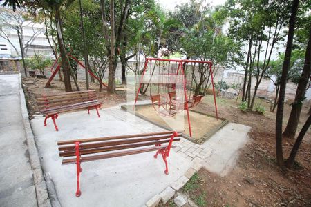 Apartamento para alugar com 65m², 2 quartos e 1 vagaÁrea comum - Playground