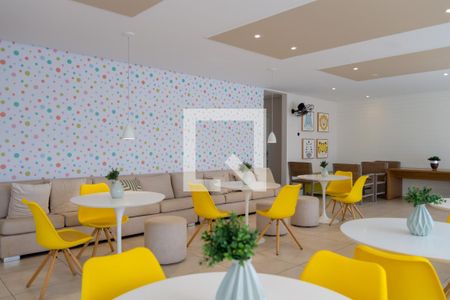 Apartamento para alugar com 74m², 2 quartos e 2 vagas Apartamento para alugar com 74m², 2 quartos e 2 vagasÁrea comum - Salão de festas