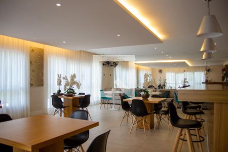 Apartamento para alugar com 74m², 2 quartos e 2 vagas Apartamento para alugar com 74m², 2 quartos e 2 vagasÁrea comum - Salão de festas