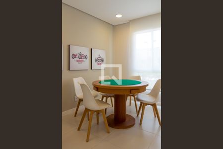 Apartamento para alugar com 74m², 2 quartos e 2 vagas Apartamento para alugar com 74m², 2 quartos e 2 vagasÁrea comum - Salão de jogos