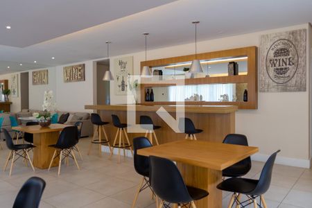 Apartamento para alugar com 74m², 2 quartos e 2 vagas Apartamento para alugar com 74m², 2 quartos e 2 vagasÁrea comum - Salão de festas