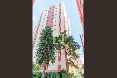 Apartamento à venda com 58m², 2 quartos e 1 vaga Apartamento à venda com 58m², 2 quartos e 1 vagaFachada do bloco