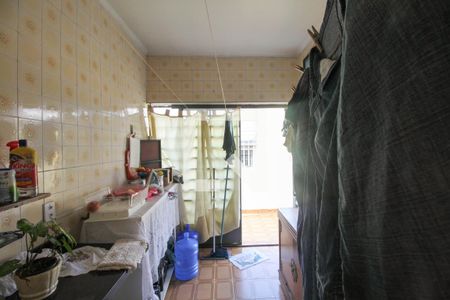 Casa à venda com 100m², 4 quartos e 2 vagasÁrea de Serviço