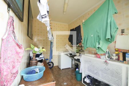 Casa à venda com 100m², 4 quartos e 2 vagasÁrea de Serviço