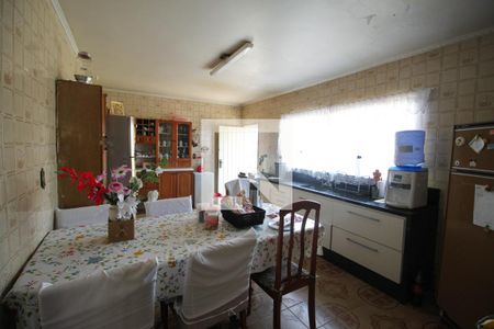 Casa à venda com 100m², 4 quartos e 2 vagasCozinha