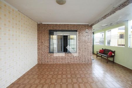 Casa à venda com 100m², 4 quartos e 2 vagasGaragem