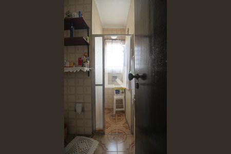 Casa à venda com 100m², 4 quartos e 2 vagasBanheiro