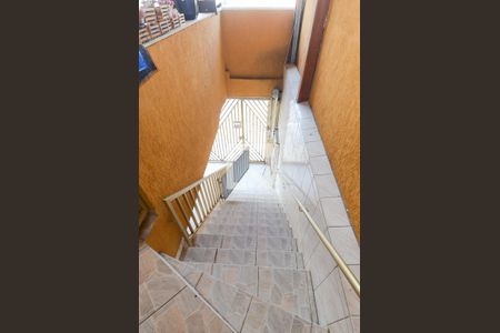 Casa à venda com 260m², 5 quartos e 3 vagas Casa à venda com 260m², 5 quartos e 3 vagasEscada de Acesso