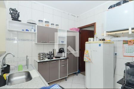 Casa à venda com 260m², 5 quartos e 3 vagas Casa à venda com 260m², 5 quartos e 3 vagasCozinha - Casa 2