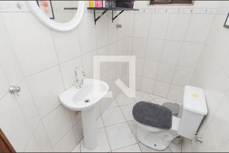 Casa à venda com 260m², 5 quartos e 3 vagas Casa à venda com 260m², 5 quartos e 3 vagasLavabo