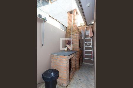 Casa à venda com 260m², 5 quartos e 3 vagas Casa à venda com 260m², 5 quartos e 3 vagasChurrasqueira - Casa 2