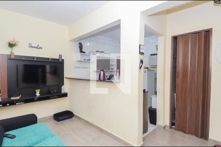 Casa à venda com 260m², 5 quartos e 3 vagas Casa à venda com 260m², 5 quartos e 3 vagasSala - Casa 2