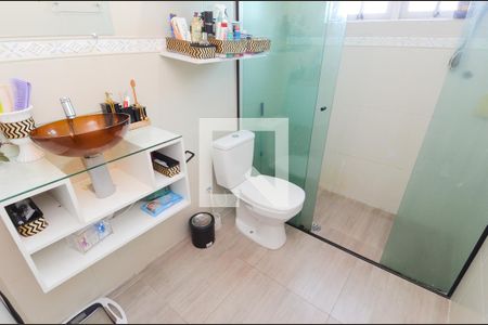 Casa à venda com 260m², 5 quartos e 3 vagas Casa à venda com 260m², 5 quartos e 3 vagasBanheiro da Suíte 3