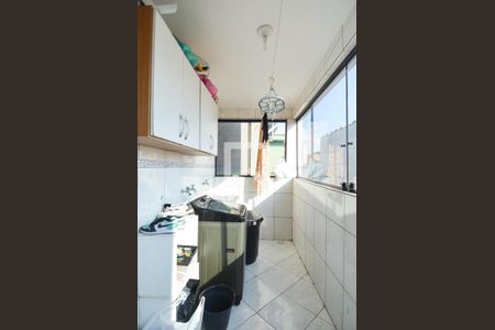 Casa à venda com 260m², 5 quartos e 3 vagas Casa à venda com 260m², 5 quartos e 3 vagasÁrea de Serviço