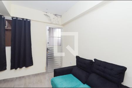 Casa à venda com 260m², 5 quartos e 3 vagas Casa à venda com 260m², 5 quartos e 3 vagasSala - Casa 2
