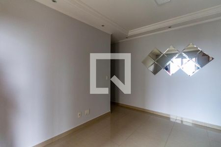 Sala de apartamento para alugar com 2 quartos, 62m² em Vila Liviero, São Paulo