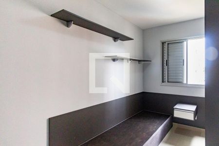 Quarto 1 de apartamento para alugar com 2 quartos, 62m² em Vila Liviero, São Paulo