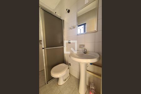 Casa para alugar com 35m², 1 quarto e sem vaga Casa para alugar com 35m², 1 quarto e sem vagaBanheiro